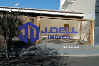 Casa &agrave; venda - 237m&sup2; - Dona Sarah