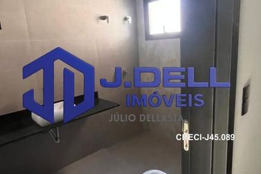 Casa &agrave; venda - 205m&sup2; - Colonial