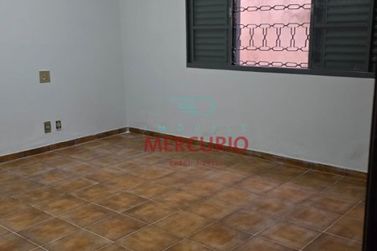 Casa &agrave; venda - 200m&sup2; - Vila Cordeiro