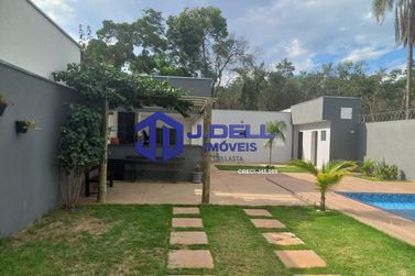 Ch&aacute;cara &agrave; venda - 300m&sup2; - Vale do Igapo