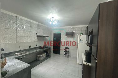 Casa &agrave; venda - 107m&sup2; - N&uacute;cleo Habitacional Vanuire