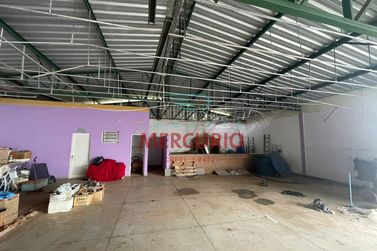 Ch&aacute;cara &agrave; venda - 827m&sup2; - Ch&aacute;caras Piratininga