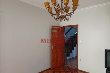 Casa &agrave; venda - 301m&sup2; - Centro