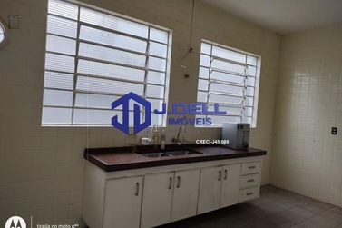 Casa para alugar - 396m&sup2; - Universitaria