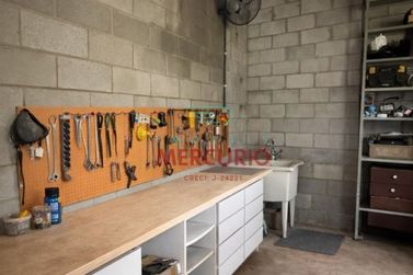 Ch&aacute;cara &agrave; venda - 180m&sup2; - Vila Santa Maria