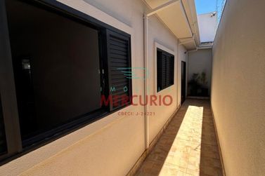 Casa &agrave; venda - 138m&sup2; - Jardim Terra Branca
