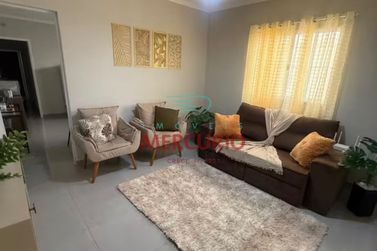 Casa &agrave; venda - 100m&sup2; - Jardim Panorama