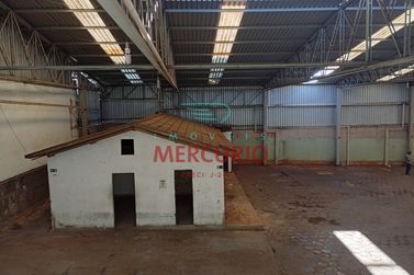 Sal&atilde;o Comercial para alugar - 2000m&sup2; - Vila Lemos