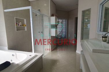 Casa &agrave; venda - 294m&sup2; - Centro