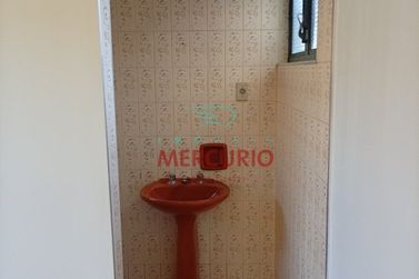 Casa &agrave; venda - 301m&sup2; - Centro