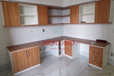 Apartamento &agrave; venda - 220m&sup2; - Centro