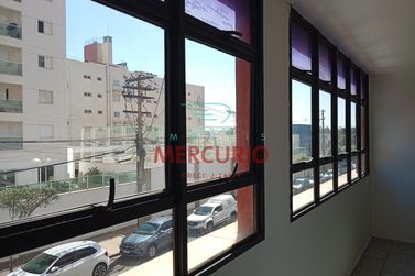 Sala Comercial &agrave; venda - 93m&sup2; - Jardim Infante Dom Henrique