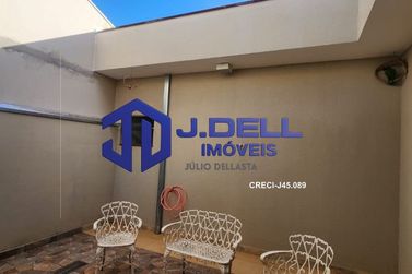Casa &agrave; venda - 230m&sup2; - Jardim Terra Branca