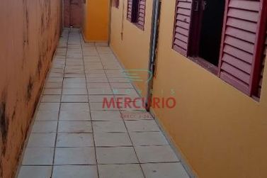 Casa &agrave; venda - 242m&sup2; - Vila Cardia