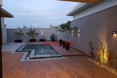 Casa &agrave; venda - 253m&sup2; - Condom&iacute;nio Residencial Cyrela