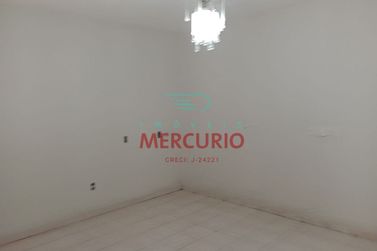 Casa &agrave; venda - 170m&sup2; - Conjunto Habitacional Engenheiro Ot&aacute;vio Rasi