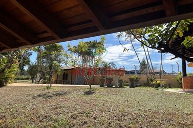 Ch&aacute;cara &agrave; venda - 719m&sup2; - Ch&aacute;caras Bauruenses