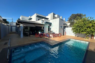 Casa &agrave; venda - 309m&sup2; - Residencial Odete