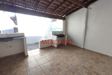 Casa &agrave; venda - 138m&sup2; - Parque Jaragu&aacute;