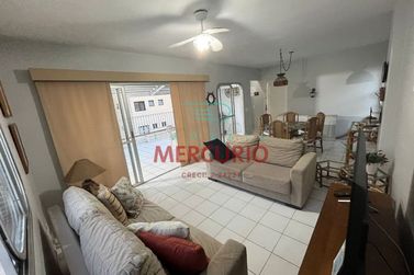Apartamento &agrave; venda - 140m&sup2; - Jardim Tr&ecirc;s Marias