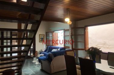 Casa &agrave; venda - 277m&sup2; - Parque Jardim Europa