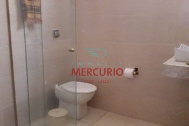 Casa &agrave; venda - 170m&sup2; - Vila Universit&aacute;ria