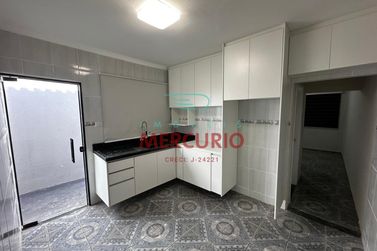 Casa &agrave; venda - 138m&sup2; - Parque Jaragu&aacute;