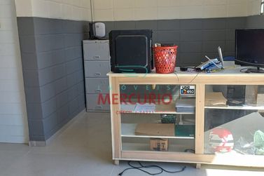 Sal&atilde;o Comercial &agrave; venda - 150m&sup2; - Jardim da Grama