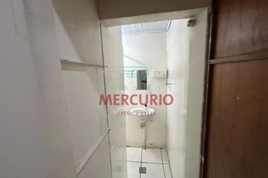 Sal&atilde;o Comercial para alugar - 135m&sup2; - Vila Mesquita