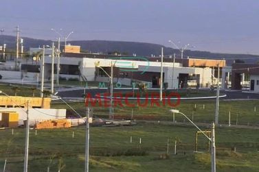 Terreno &agrave; venda - 501m&sup2; - Samambaia Parque Residencial