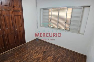 Casa &agrave; venda - 247m&sup2; - Vila Aeroporto Bauru