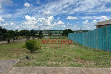 Terreno &agrave; venda - 382m&sup2; - Samambaia Parque Residencial