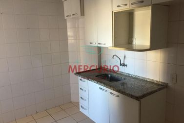 Apartamento &agrave; venda - 63m&sup2; - Jardim Infante Dom Henrique