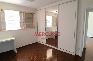 Casa &agrave; venda - 258m&sup2; - Centro