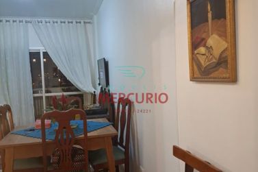Apartamento &agrave; venda - 70m&sup2; - Centro