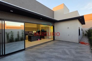 Casa para alugar - 167m&sup2; - Residencial Villa de Le&oacute;n