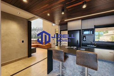 Casa &agrave; venda - 300m&sup2; - Residencial Villa de Le&oacute;n