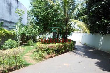 Casa &agrave; venda - 1m&sup2; - Vila Industrial