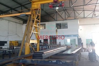 Sal&atilde;o Comercial para alugar - 650m&sup2; - Ch&aacute;caras Renno