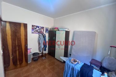 Casa para alugar - 211m&sup2; - Jardim Petr&oacute;polis