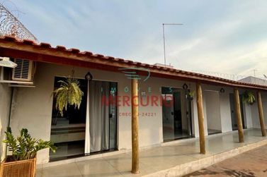 Ch&aacute;cara &agrave; venda - 250m&sup2; - Vale do Igap&oacute;