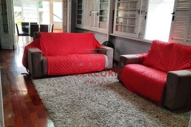 Ch&aacute;cara &agrave; venda - 120m&sup2; - Vale do Igap&oacute;