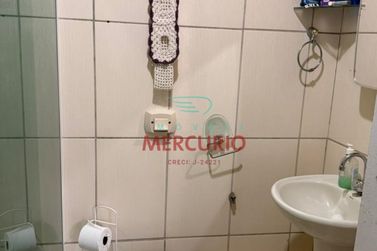 Ch&aacute;cara &agrave; venda - 180m&sup2; - Vila Santa Maria