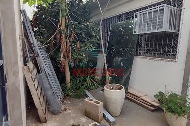 Casa &agrave; venda - 254m&sup2; - Vila Altin&oacute;polis