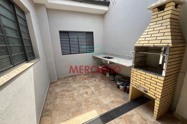 Casa &agrave; venda - 150m&sup2; - Centro