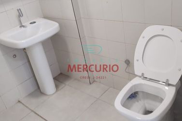 Apartamento &agrave; venda - 220m&sup2; - Centro