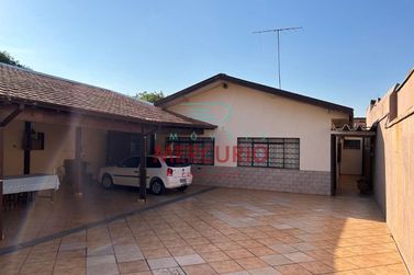 Casa &agrave; venda - 260m&sup2; - Vila Souto