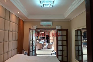 Casa &agrave; venda - 420m&sup2; - Jardim Colonial