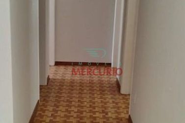 Apartamento &agrave; venda - 93m&sup2; - Centro