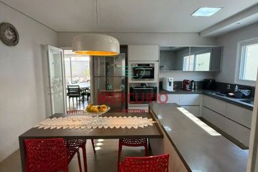 Casa &agrave; venda - 402m&sup2; - Residencial Lago Sul